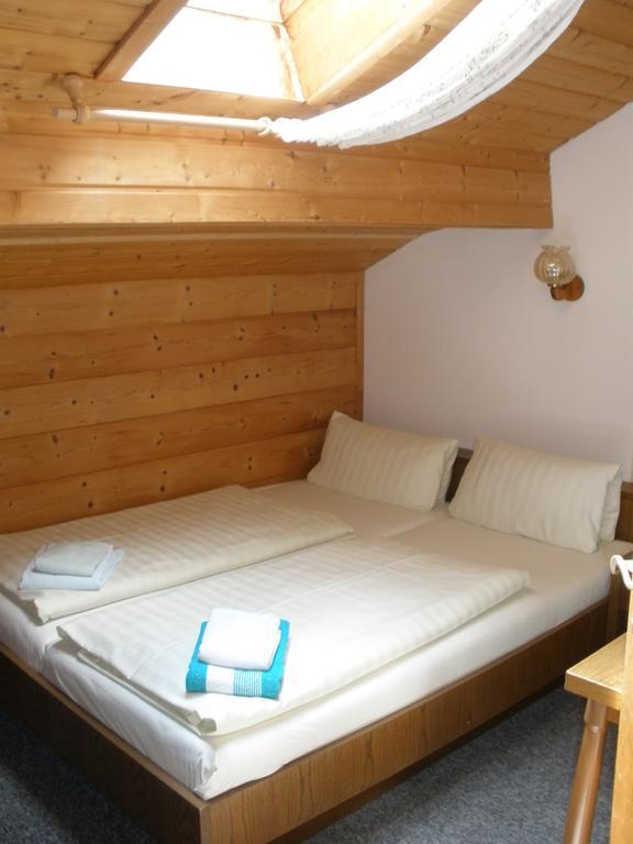 Hôtel Alpengasthof zur Loisach à Grossweil Chambre photo