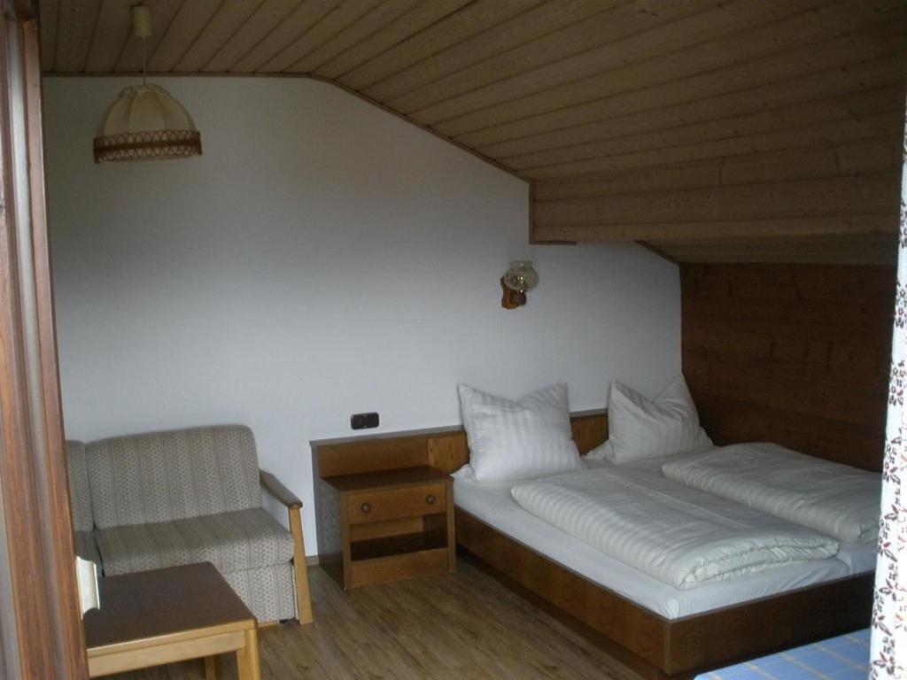 Hôtel Alpengasthof zur Loisach à Grossweil Extérieur photo